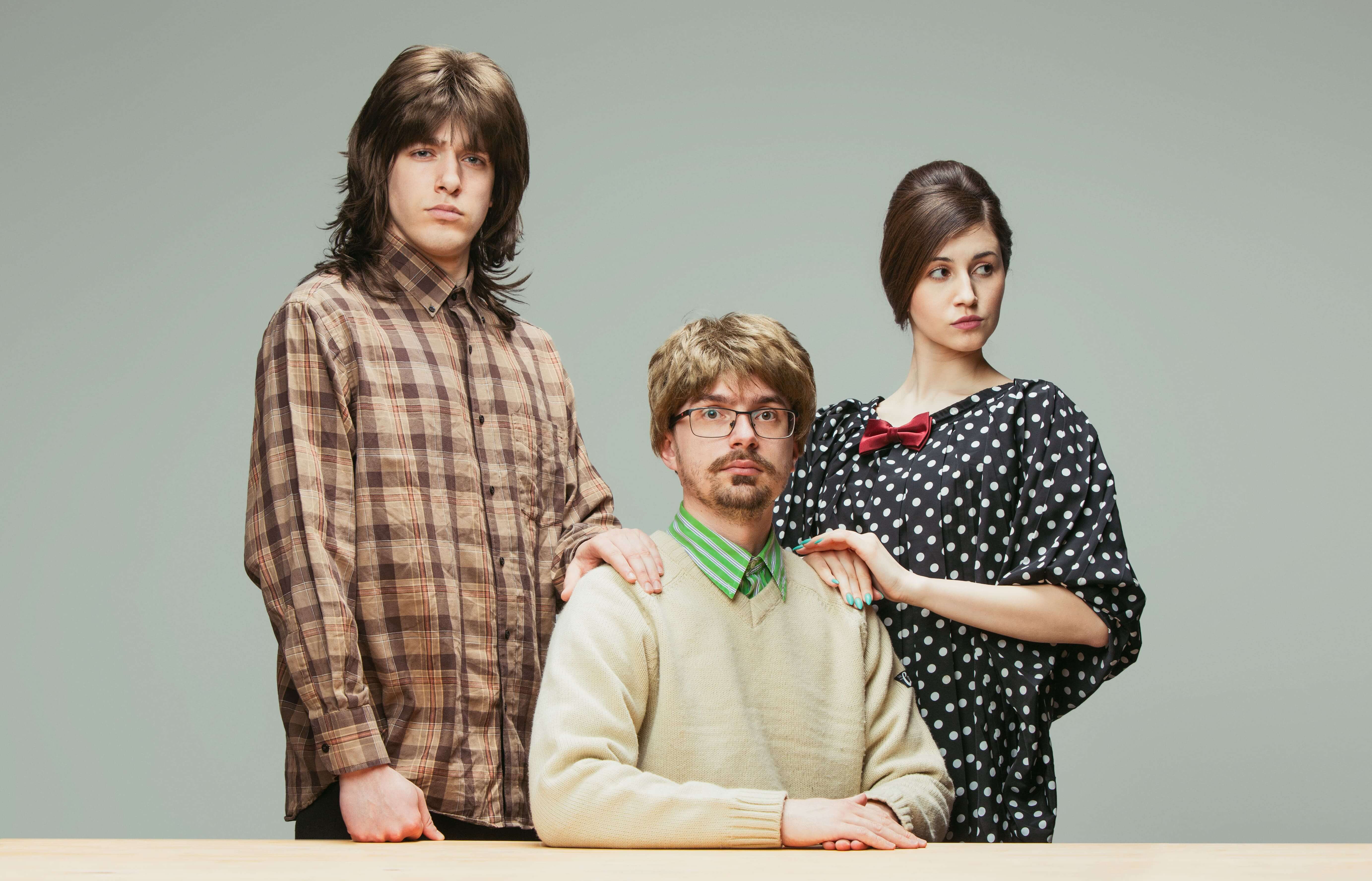 Portrait de famille humoristique - AE2 Agence web à Nantes