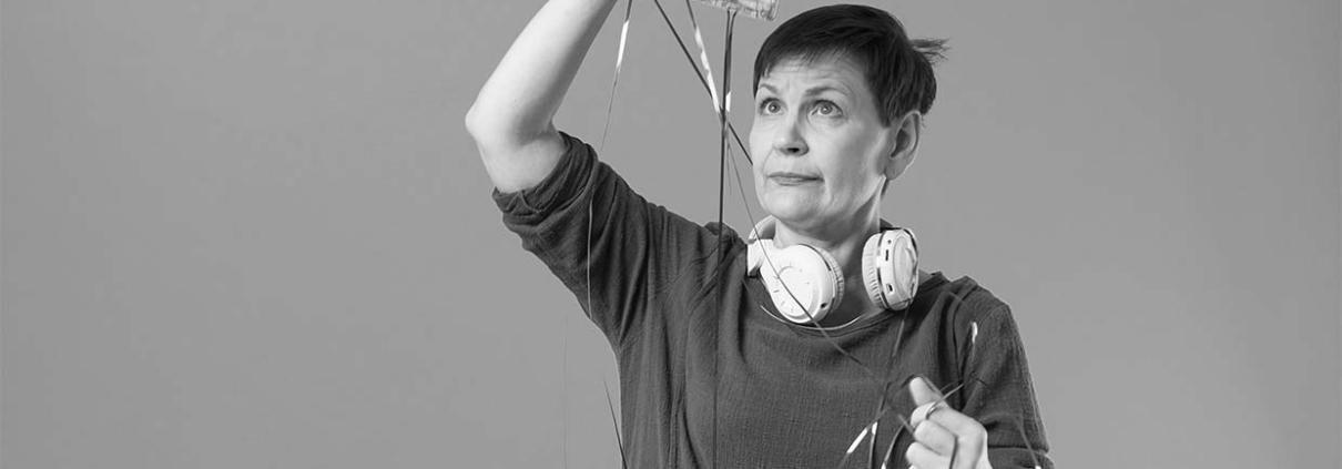 Femme bobine de cassette humour Noir et blanc - Blog AE2 - Matomo Analytics