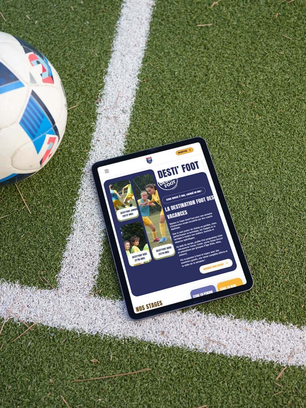 visuel tablette desti'foot -site vitrine wordpress- réalisation AE2