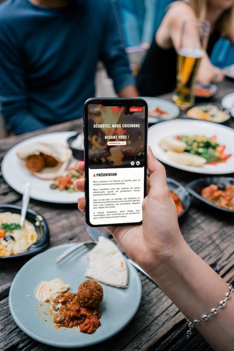 visuel mobile flam brasero -site vitrine wordpress- réalisation AE2